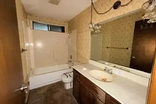 1141 Progress Dr, Medford, OR 97504 - Photo 16