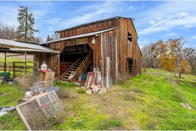 600 Slagle Creek Road, Grants Pass, OR 97527 - Photo 28