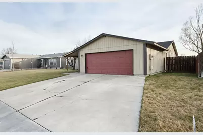 1552 NE Deedie Court, Prineville, OR 97754 - Photo 2