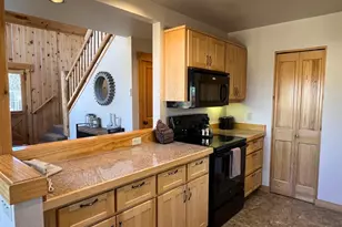 1540 Cinnamon Teal Dr, Redmond, OR 97756 - Photo 14