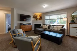 2240 SW 24th St, Redmond, OR 97756 - Photo 12