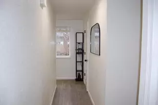 2240 Maplewood Dr S, Salem, OR 97306 - Photo 10