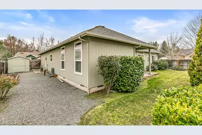 2092 SW Ford Street, Grants Pass, OR 97526 - Photo 30