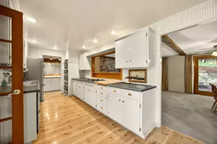 6333 Sterling Creek Rd, Jacksonville, OR 97530 - Photo 14