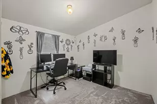 55633 Swan Rd, Bend, OR 97707 - Photo 16