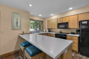 57373 Beaver Ridge Loop, Sunriver, OR 97707 - Photo 10