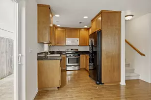 317 SW Bayou Pl, Grants Pass, OR 97526 - Photo 12