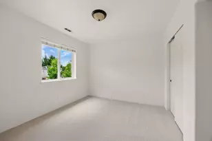 317 SW Bayou Pl, Grants Pass, OR 97526 - Photo 14