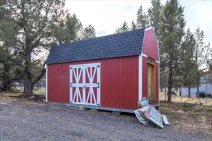 12313 SW Lords Pl, Terrebonne, OR 97760 - Photo 2