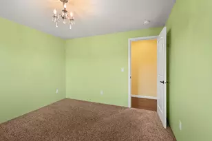 925 Sellwood Dr, Eagle Point, OR 97524 - Photo 22