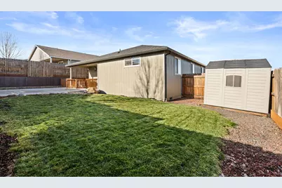 925 Sellwood Drive, Eagle Point, OR 97524 - Photo 26