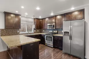 925 Sellwood Dr, Eagle Point, OR 97524 - Photo 8