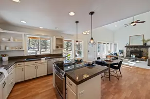 69362 Lariat, Sisters, OR 97759 - Photo 16