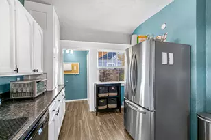 408 N Ivy St, Medford, OR 97501 - Photo 12