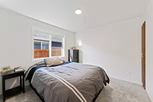 1876 SW Mistybrook Dr, Grants Pass, OR 97527 - Photo 14