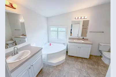 4425 W Main Street #SPC 9, Medford, OR 97501 - Photo 10