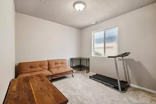 2565 NW Teak Ave, Redmond, OR 97756 - Photo 18