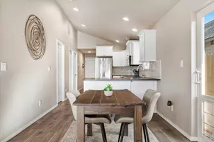 2565 NW Teak Ave, Redmond, OR 97756 - Photo 6