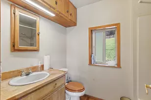 928 N Old Stage Rd, Wolf Creek, OR 97497 - Photo 32