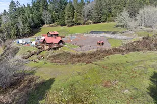 928 N Old Stage Rd, Wolf Creek, OR 97497 - Photo 44