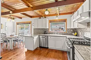 928 N Old Stage Rd, Wolf Creek, OR 97497 - Photo 8