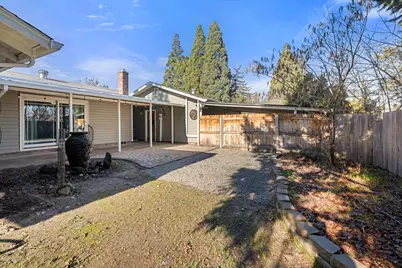 2021 Taylor Road, Central Point, OR 97502 - Photo 22