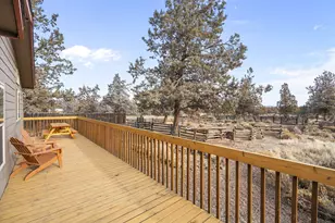 3456 NE 45th St, Redmond, OR 97756 - Photo 6