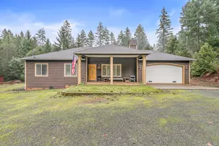 419 Idlewild Dr, Cave Junction, OR 97523 - Photo 2