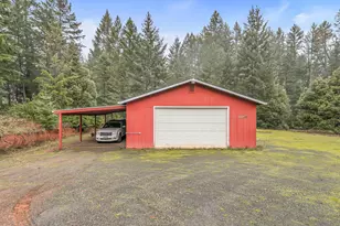 419 Idlewild Dr, Cave Junction, OR 97523 - Photo 34