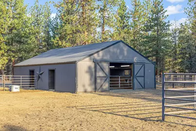 15624 National Forest Lane, Sisters, OR 97759 - Photo 34