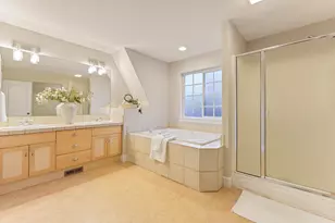 2472 NW Shields Dr, Bend, OR 97703 - Photo 28