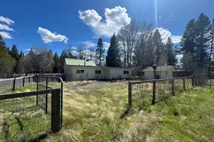 135744 Hwy 97, Crescent, OR 97733 - Photo 24
