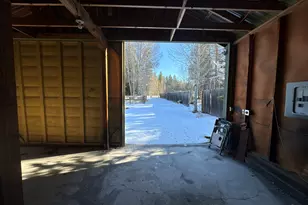 135744 Hwy 97, Crescent, OR 97733 - Photo 16