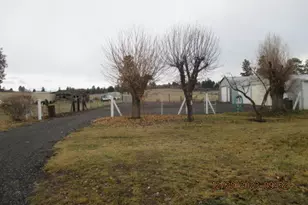 37217 Agency Lake Loop, Chiloquin, OR 97624 - Photo 4