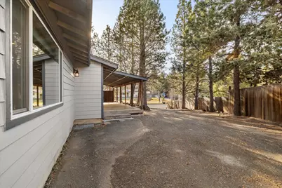 20828 Desert Woods Drive, Bend, OR 97702 - Photo 34