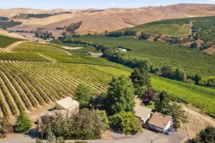 2018 Steele Rd, The Dalles, OR 97058 - Photo 4