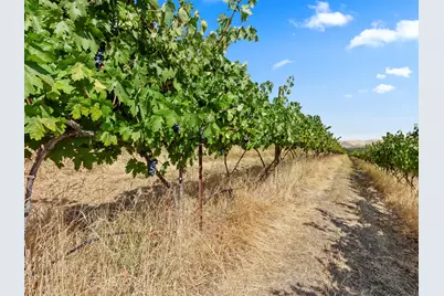 2018 Steele Road, The Dalles, OR 97058 - Photo 16
