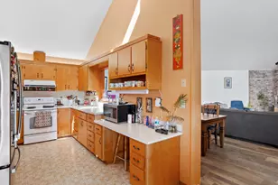 2018 Steele Rd, The Dalles, OR 97058 - Photo 24