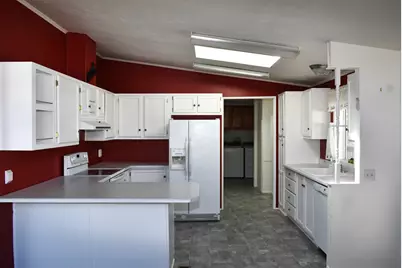 456 Whispering Willow Drive, Grants Pass, OR 97527 - Photo 10