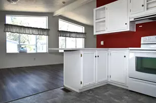 456 Whispering Willow Dr, Grants Pass, OR 97527 - Photo 8