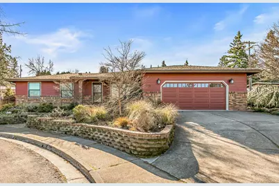 780 Oakway Circle, Ashland, OR 97520 - Photo 1