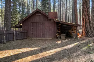 10981 SW Tract O Rd, Camp Sherman, OR 97730 - Photo 14