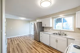 23900 Loganberry Ln, Sheridan, OR 97378 - Photo 14