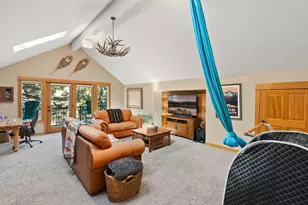 2405 NW Skyline Ranch Rd, Bend, OR 97703 - Photo 32