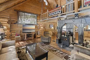 140643 Kamloop Ln, Gilchrist, OR 97737 - Photo 8