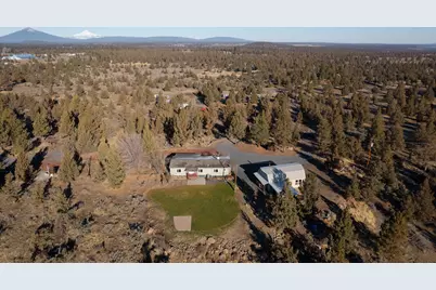 17549 Cascade Estates Drive, Bend, OR 97703 - Photo 6