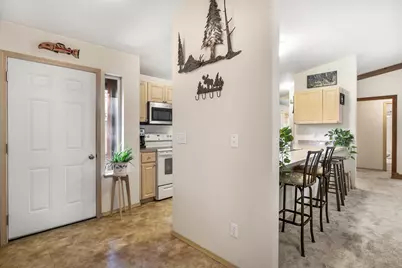 18870 Tuscarora Lane, Bend, OR 97702 - Photo 4