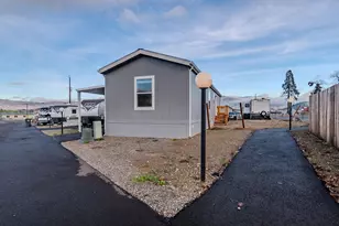 4074 S Pacific Hwy Hwy, Medford, OR 97501 - Photo 1