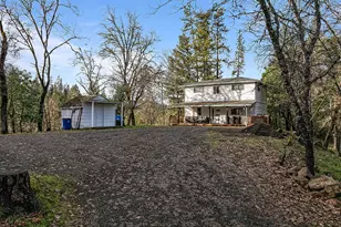 2900 Indian Creek Rd, Shady Cove, OR 97539 - Photo 1