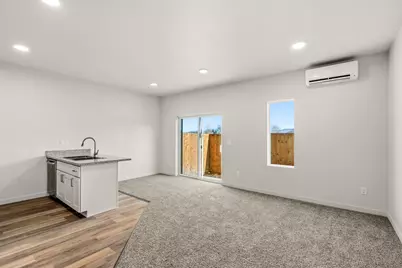 2028 Sunset Drive #2, Medford, OR 97501 - Photo 4